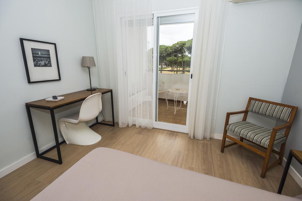 Hostal Las Cumbres Conil De La Frontera Exterior photo