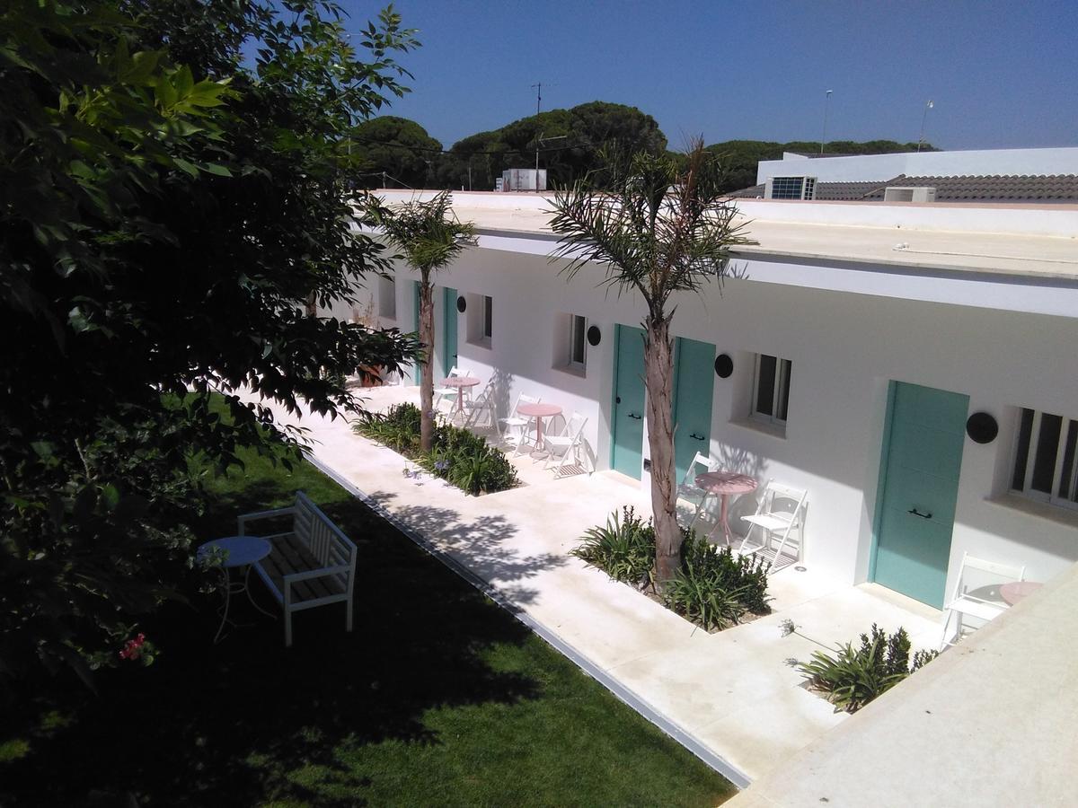 Hostal Las Cumbres Conil De La Frontera Exterior photo