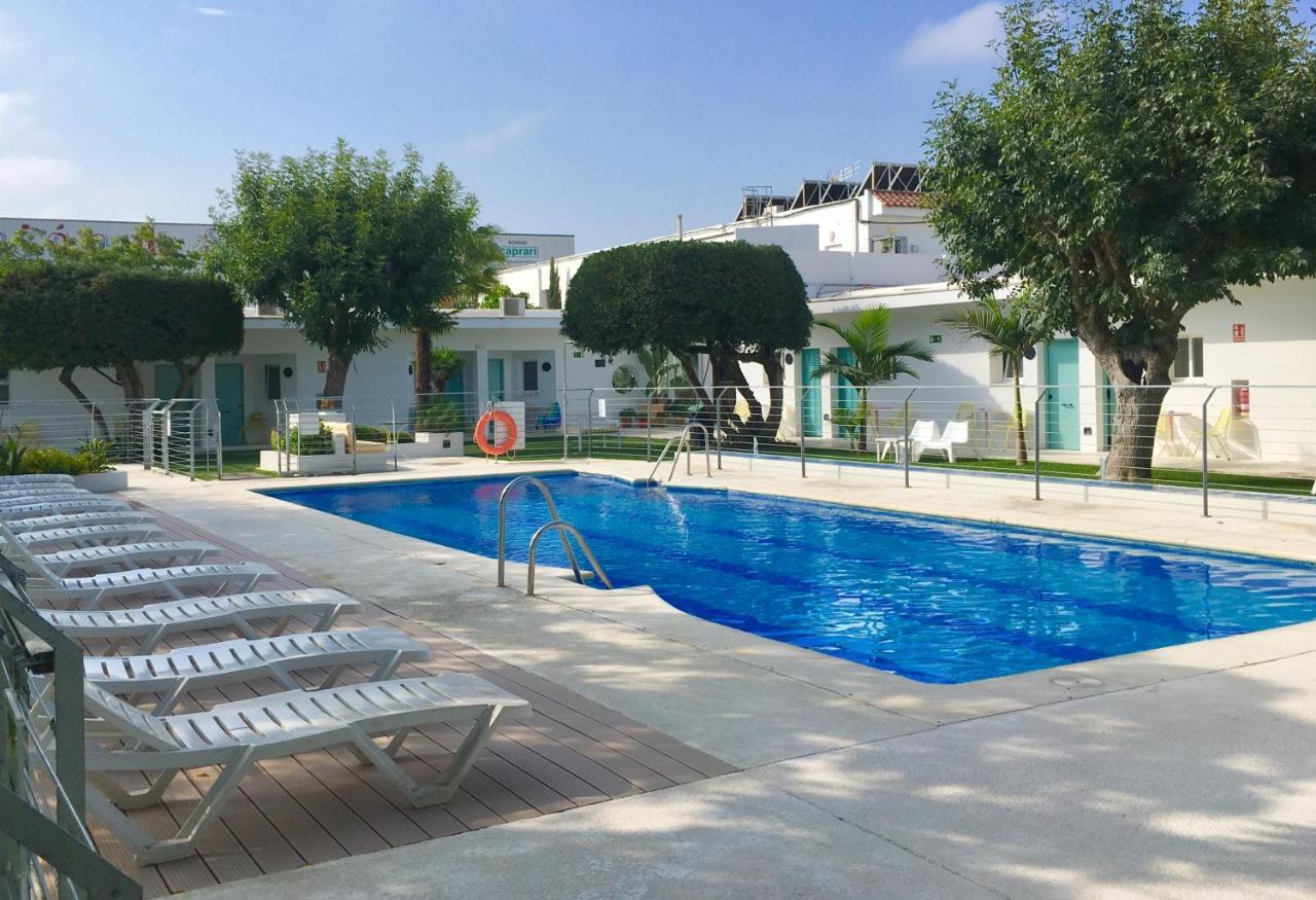 Hostal Las Cumbres Conil De La Frontera Exterior photo